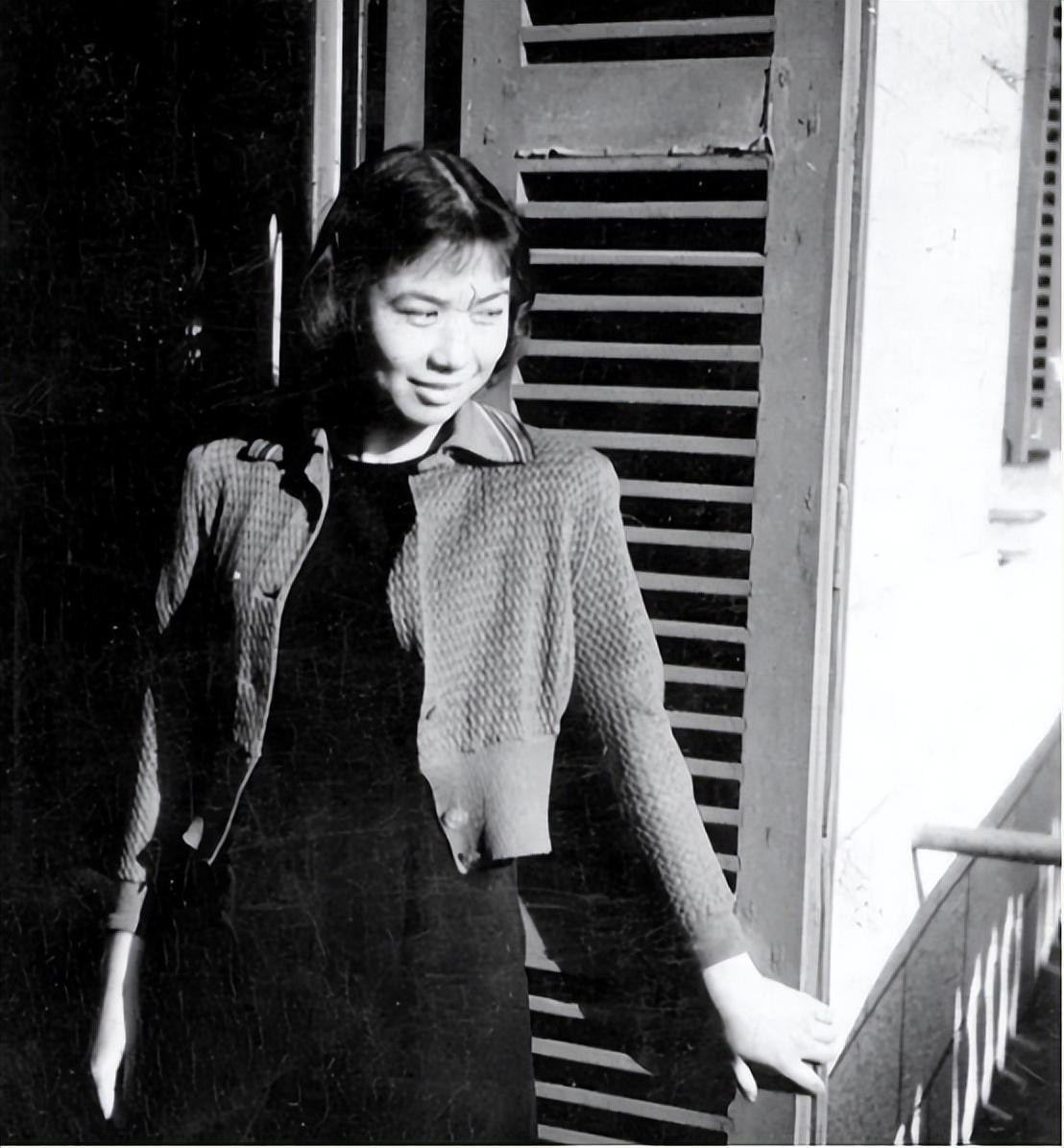 1967年，孙维世被捕之前早有预感，叮嘱妹妹：我们的总理一定要保住呀
周总理认了
