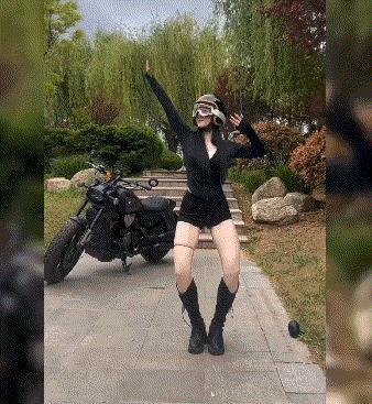 网友:就这舞跳的，给我个小板凳，我能看一天！