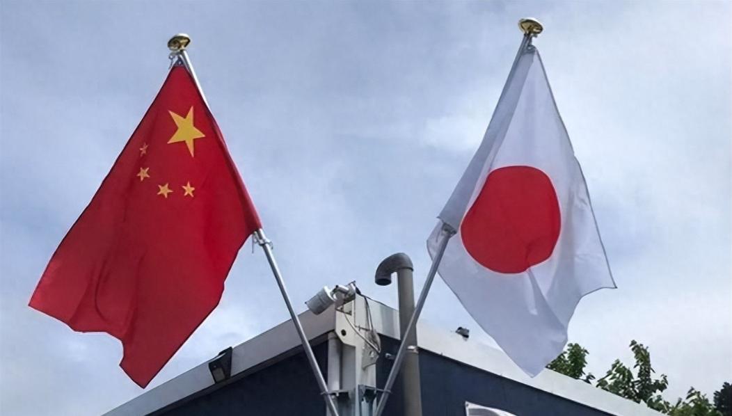 /死不悔改？东方大国这招反击狠绝了！又有消息传来，日本当局不玩了，声称高市早苗不