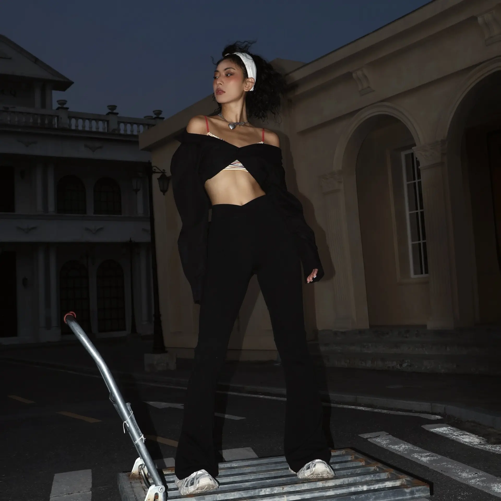 当你拥有一条舒适自在的喇叭裤。它还是粉色的！！！！那可就太太太快乐了叭