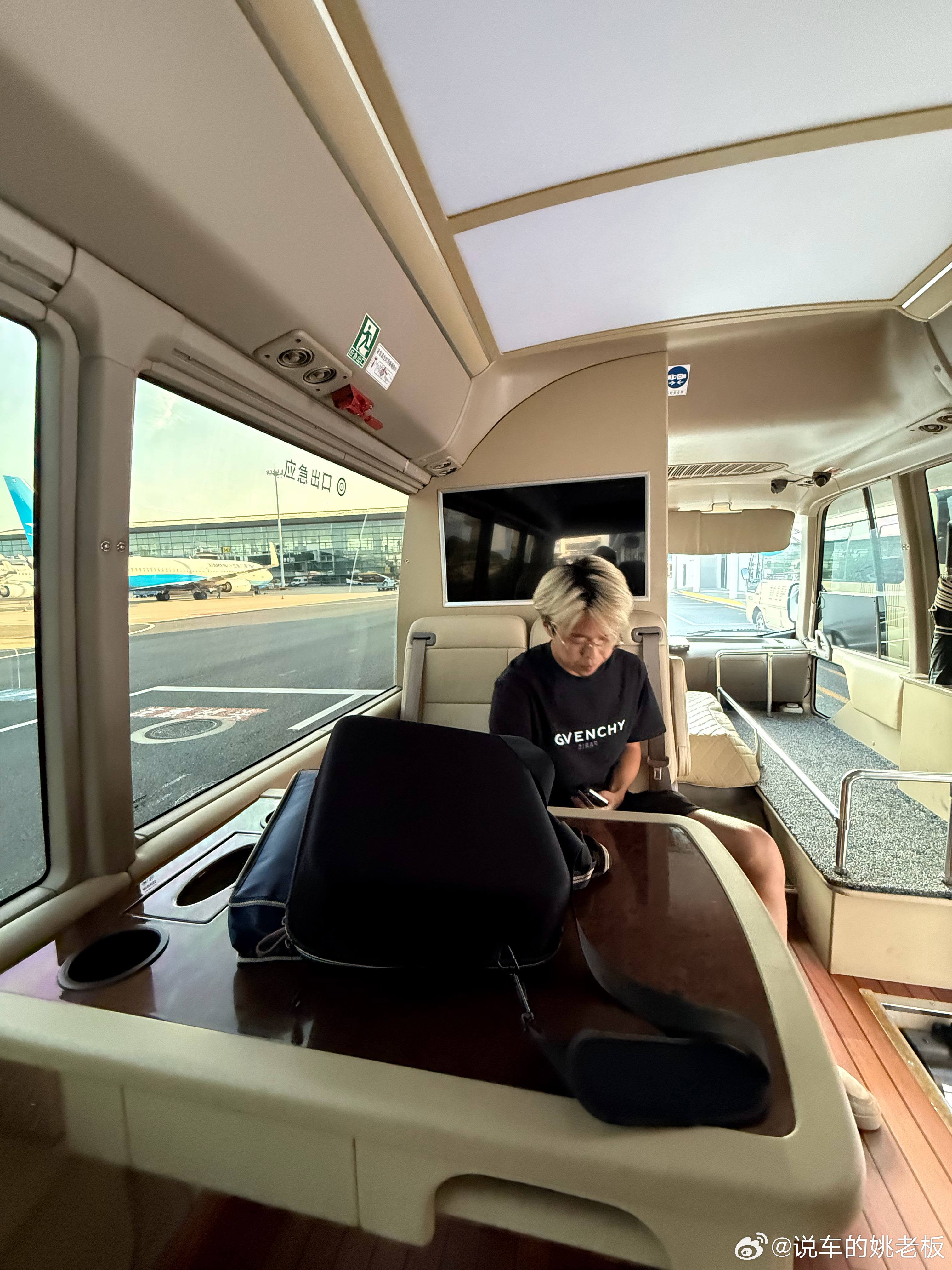 江浙沪汽车劳模又出发🛫了 猜猜今天拍什么车第一个猜对的 有红包🧧跟姚老板混一