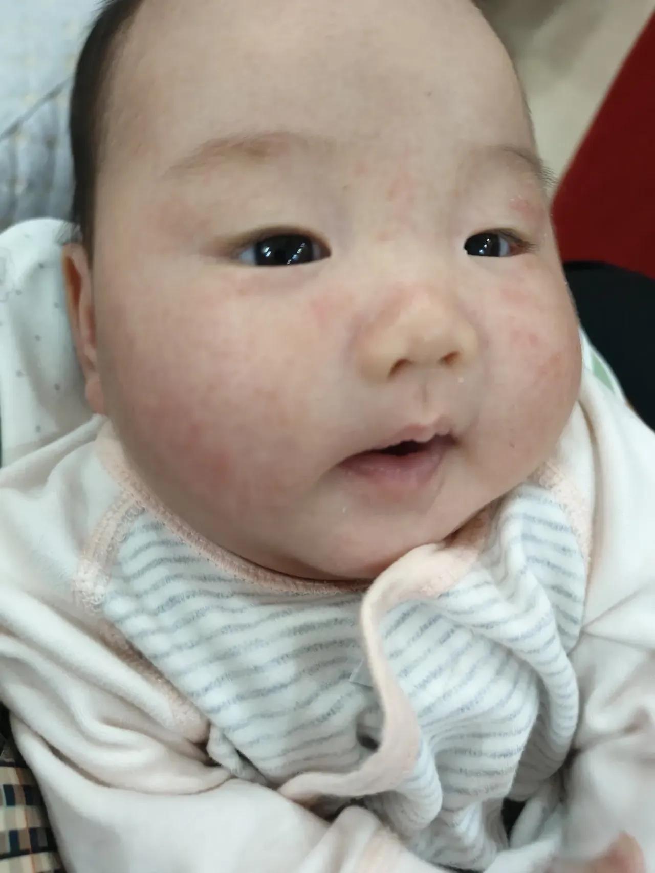 串门想看小孙宝

亲家公牌局躲清早

丈母娘电话追着跑

其实真没必要搞

坐下