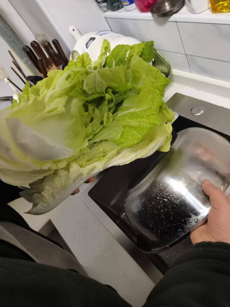 就说男人的思路有时候挺奇特的~有些时候勤快的都找不着北

上周末带孩子去动物园，