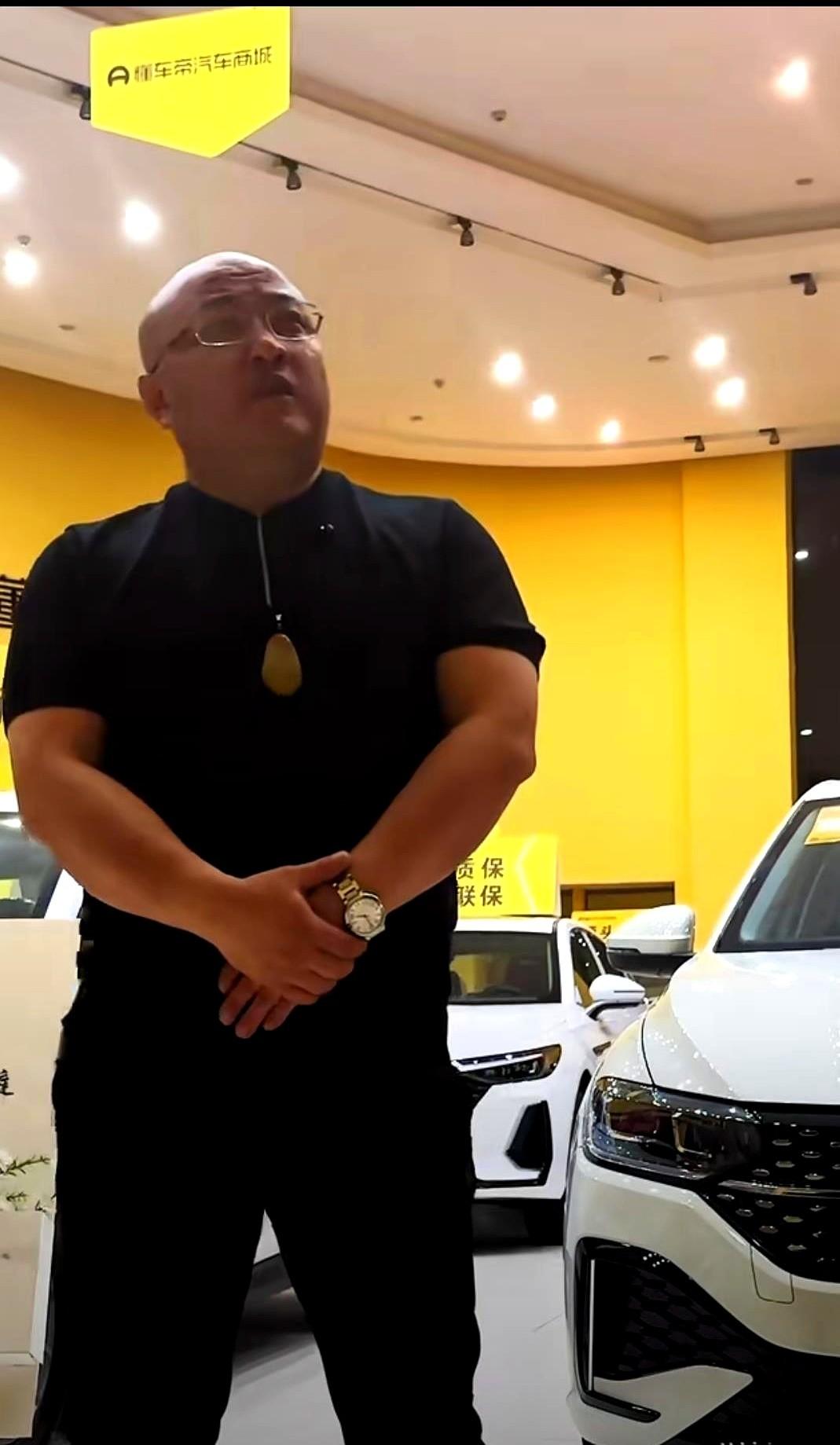 “十万、二十万，这事能不能算了？”这通电话一放出来，李雨禅瞬间被推到风口浪尖。