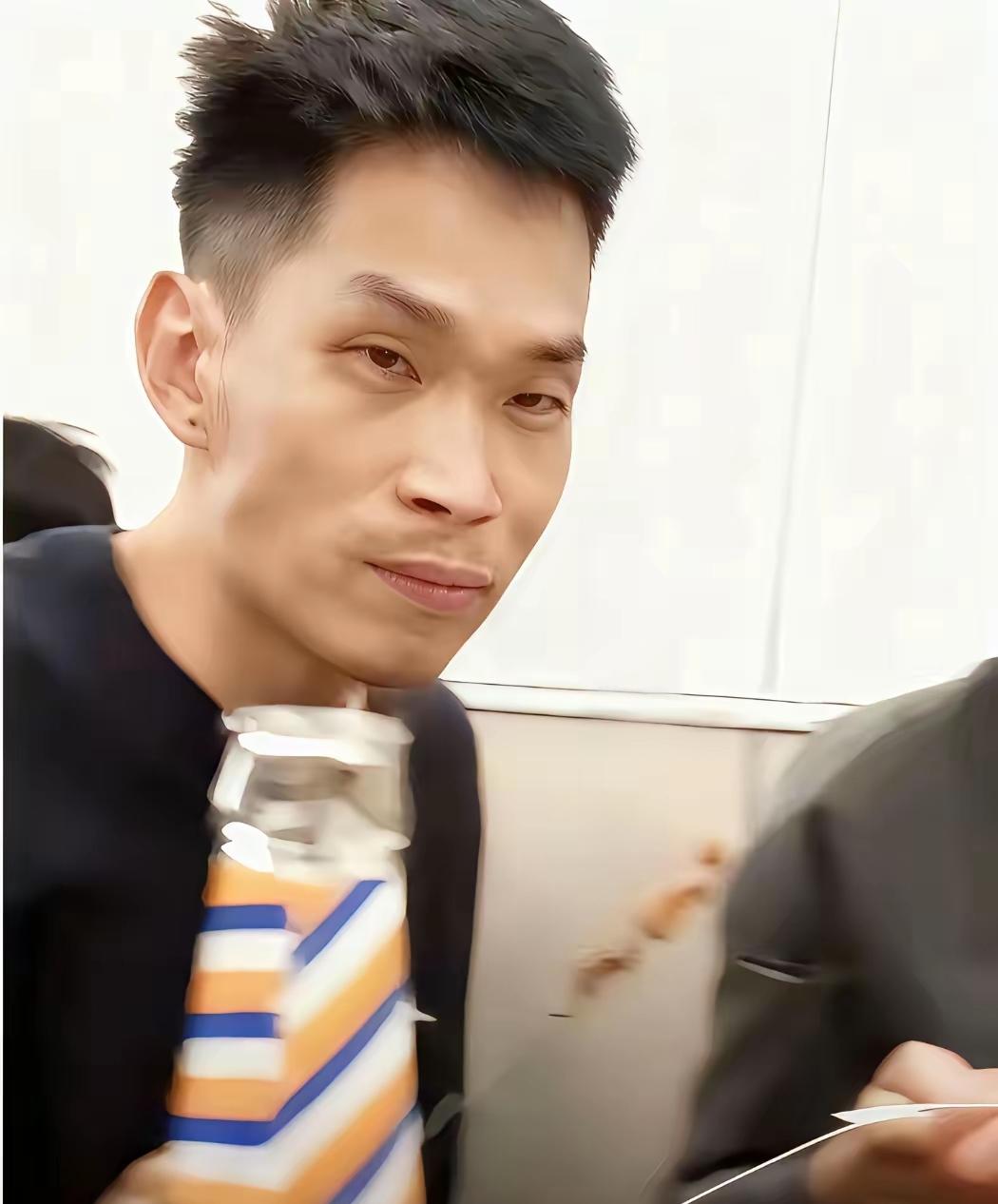 什么发小？喂不饱的白眼狼比野狼更凶残！郑州灭门案后续细节曝光，监控拍下他作案后一