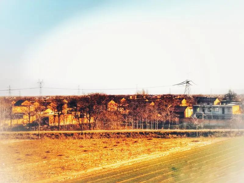 如何能坠入温柔的故乡? 想坠入温柔的故乡，娄底或许是个绝佳选择。这里慢、稳、实在