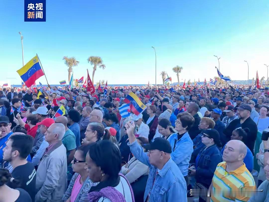 古巴表示愿为兄弟国家委内瑞拉流血牺牲！
 
 
哈瓦那，1月4日--塔斯社报道，