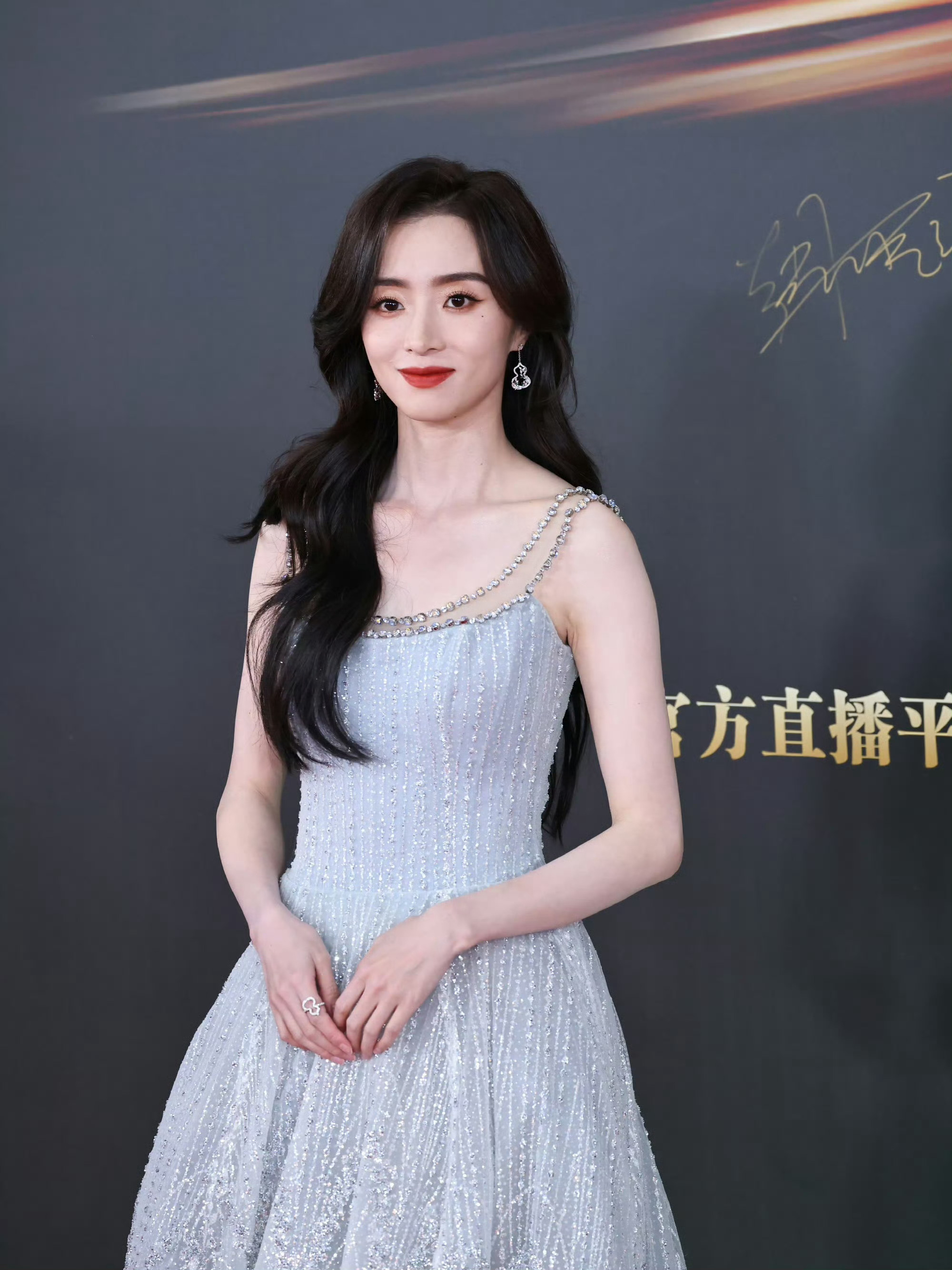 胡冰卿 被低估的颜值和角色 第一眼就喜欢她了 胡冰卿快演戏给我看 ​​​