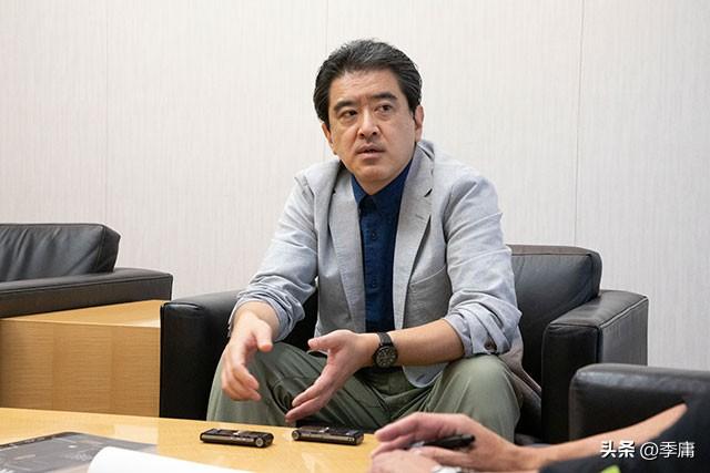 根据凤凰网8月10日的报道，日本著名学者山崎雅弘，竟然毫不客气，向整个日本发出了
