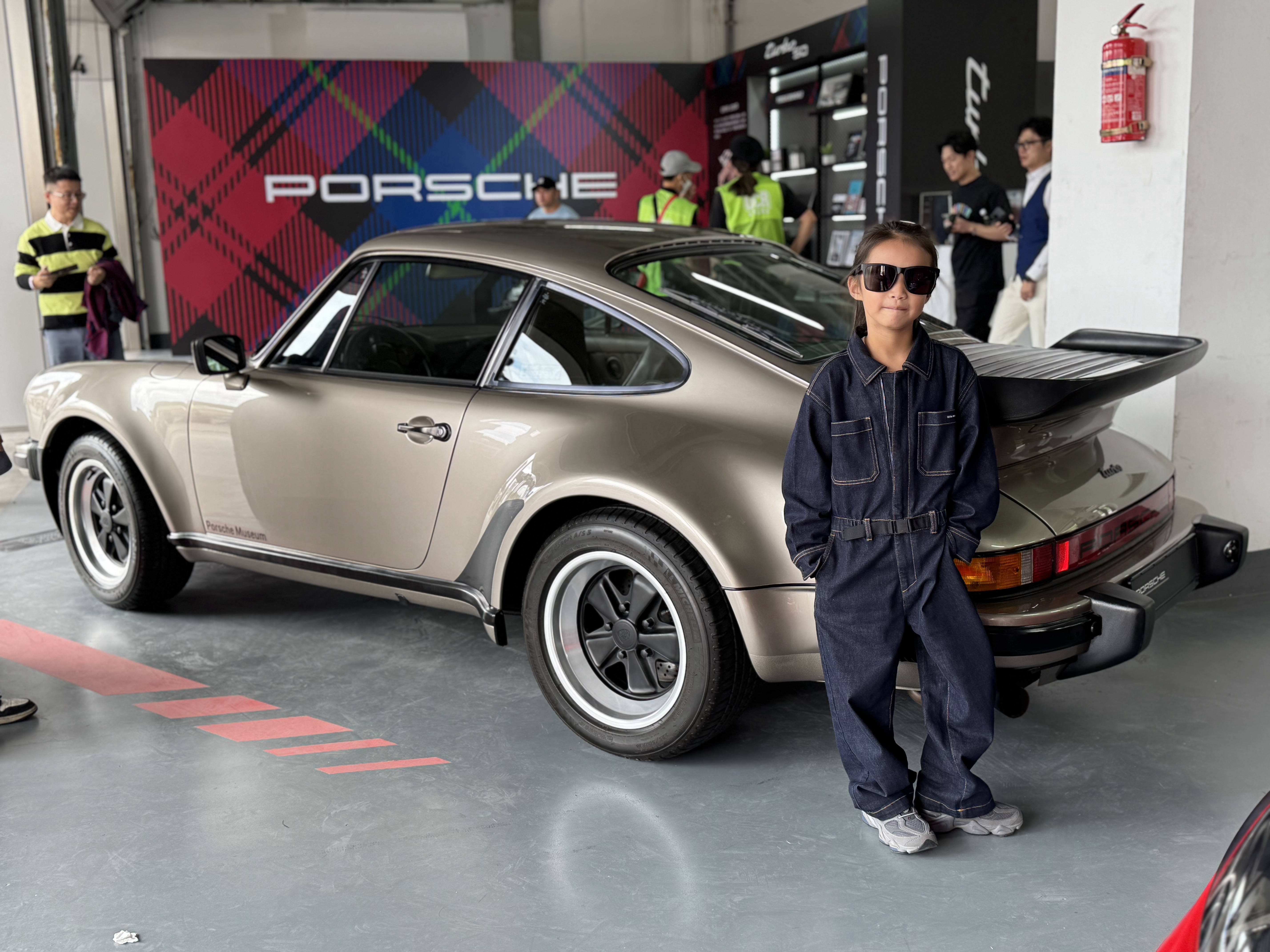 Porsche小车模登场[doge]  ​​​