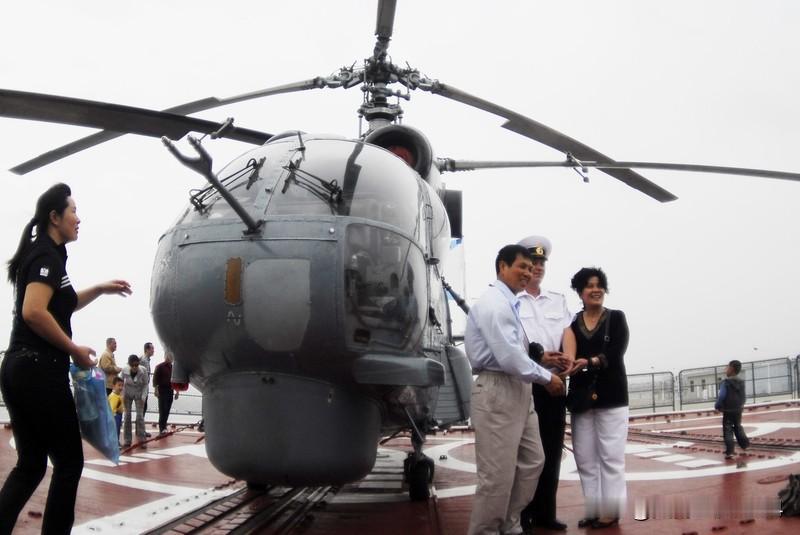 六代机若登舰，对国防意义非凡。2024年末成飞和沈飞两款六代机首飞，台媒报道歼 