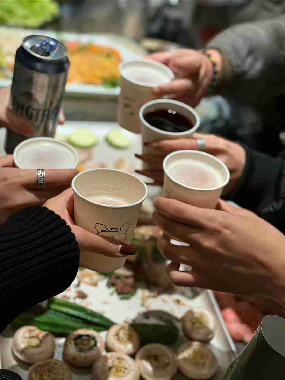 我的今日状态：😁轻松愉快
我这里的天气：🌤️多云

我的人生「舒适法则」：谁