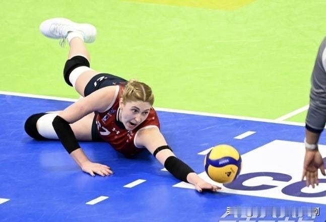 现代建设 3-0（25-19/25-20/25-19） GS加德士
现代建设取得