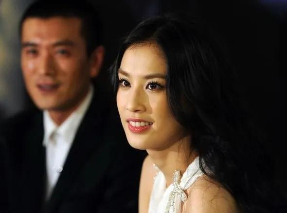 "刘爽直播发飙，直指杨子让黄圣依带货乱象！质疑明星带货真实性，呼吁行业自律，消费