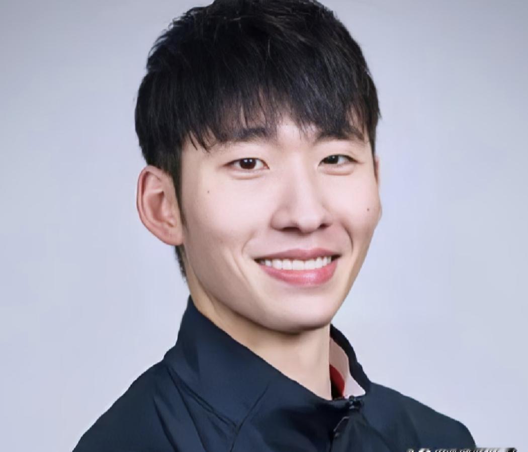 拿命拼的接力，队医在场边偷偷抹泪
刀口还在渗血，人家已经飙到45km/h。
世界