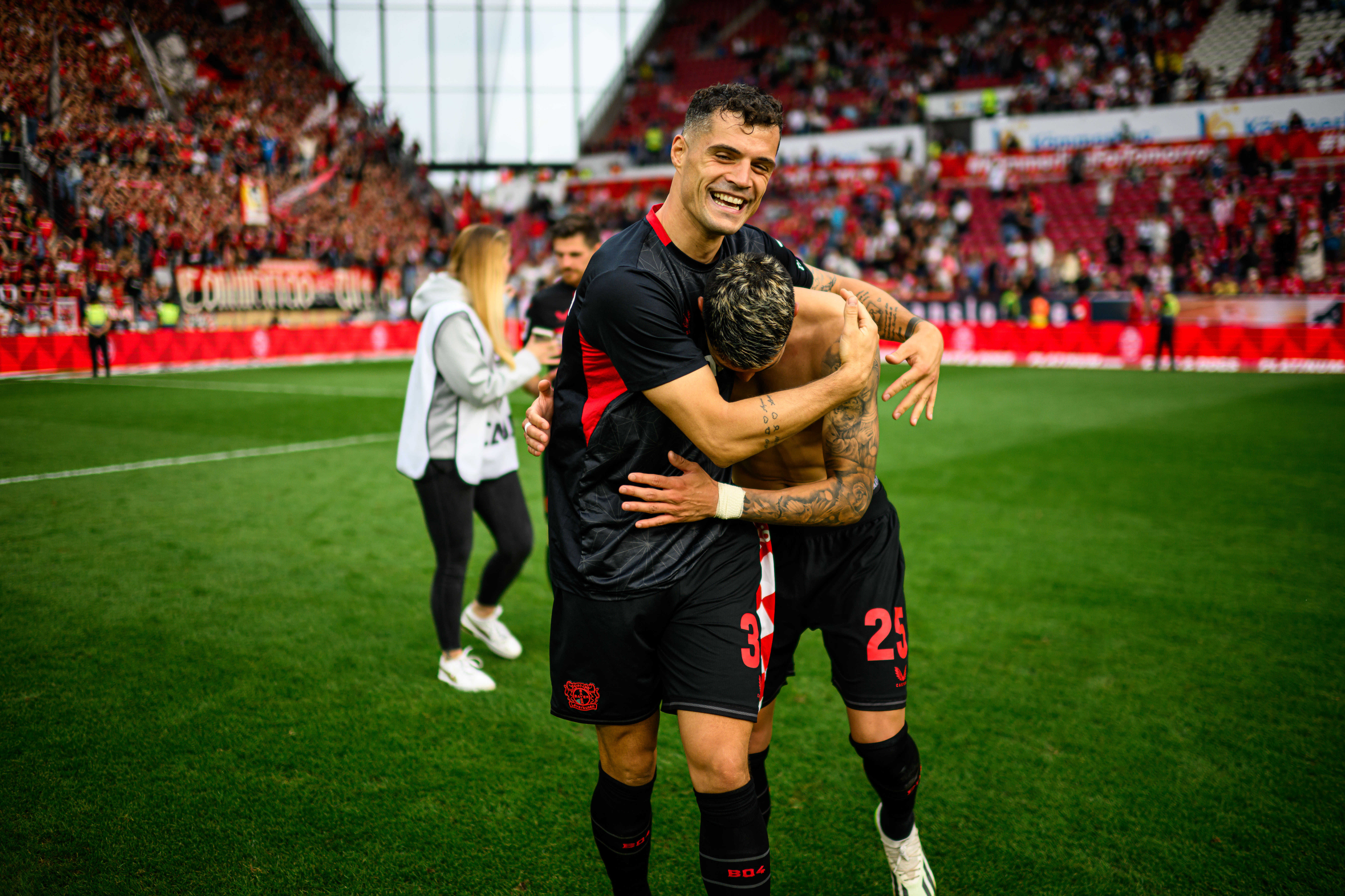 🤝冠军组合，顶峰相见！🇨🇭🇦🇷刚刚结束的两场世界杯1/8决赛，帕拉西奥