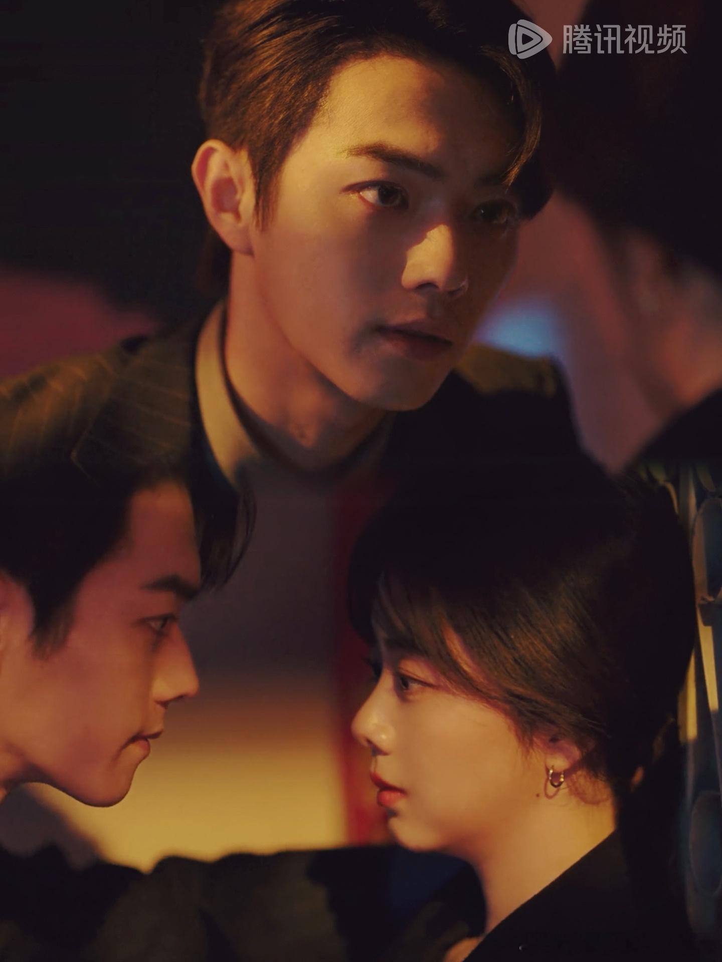 #看你比星光美丽脑子里开染缸#看得我全程姨母笑，谁能想到还有楼梯间壁咚，看到你们