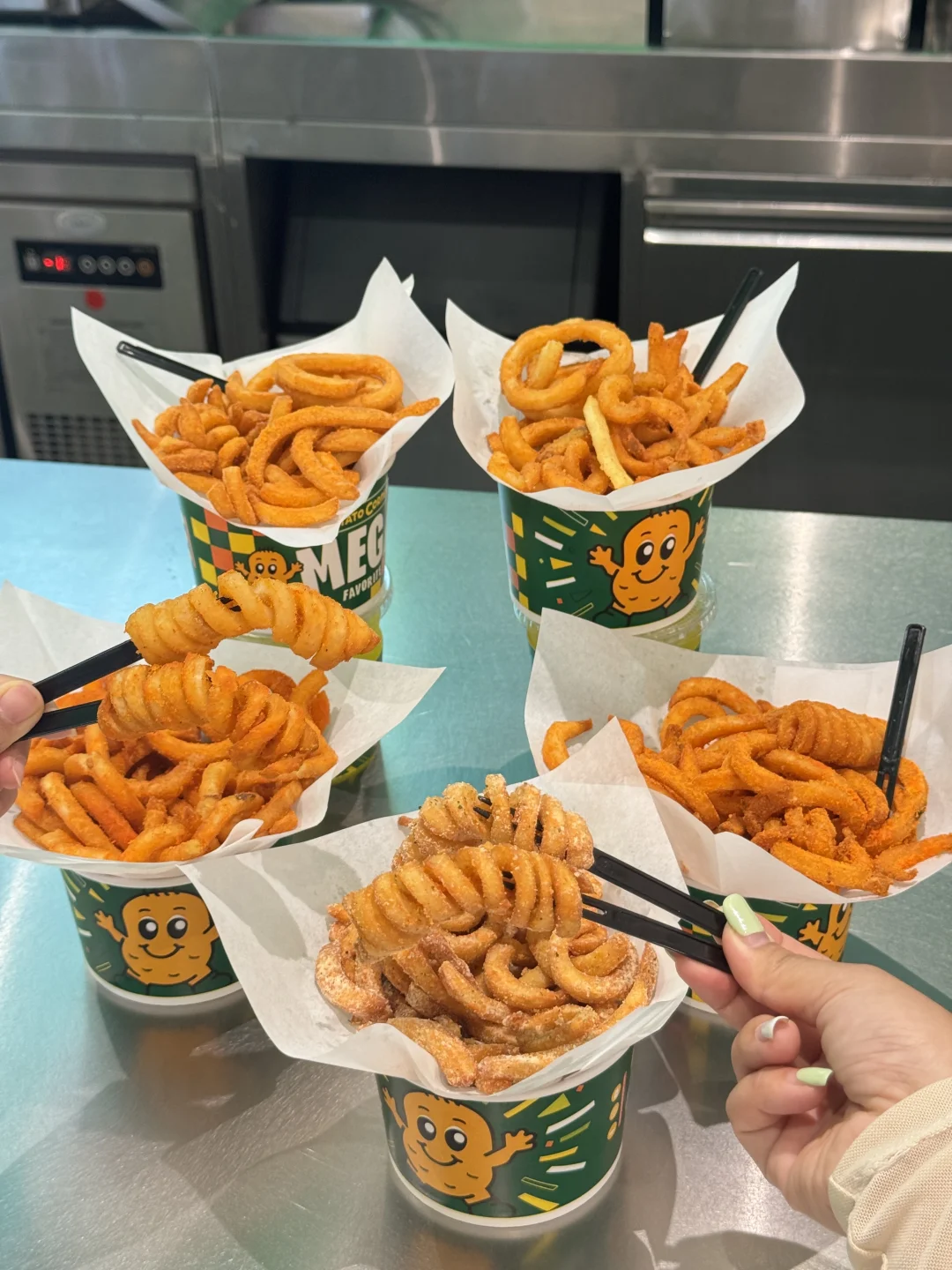 今天吃卷卷薯条🍟