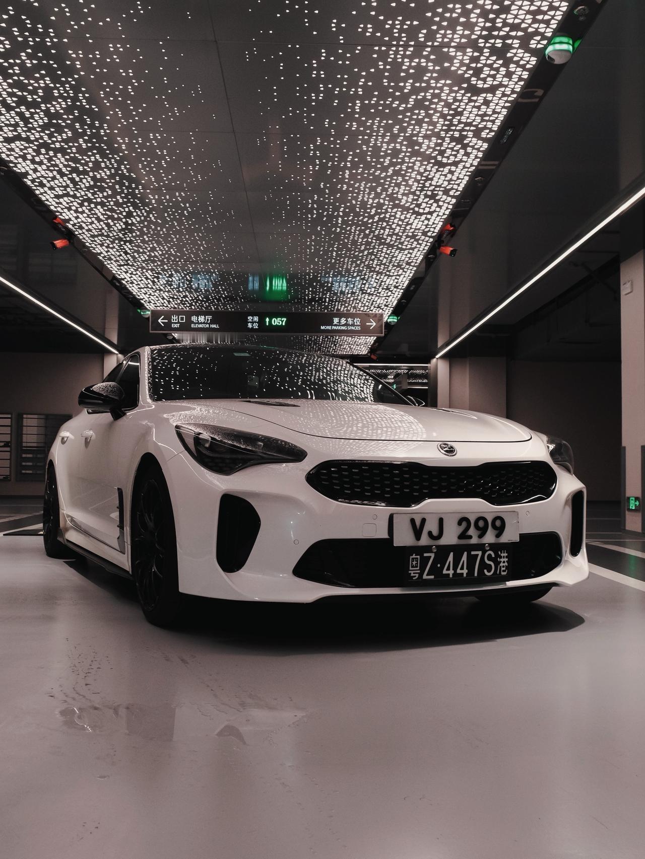 改装车文化 起亚性能车  Mpower内燃机的魅力 星空顶车库