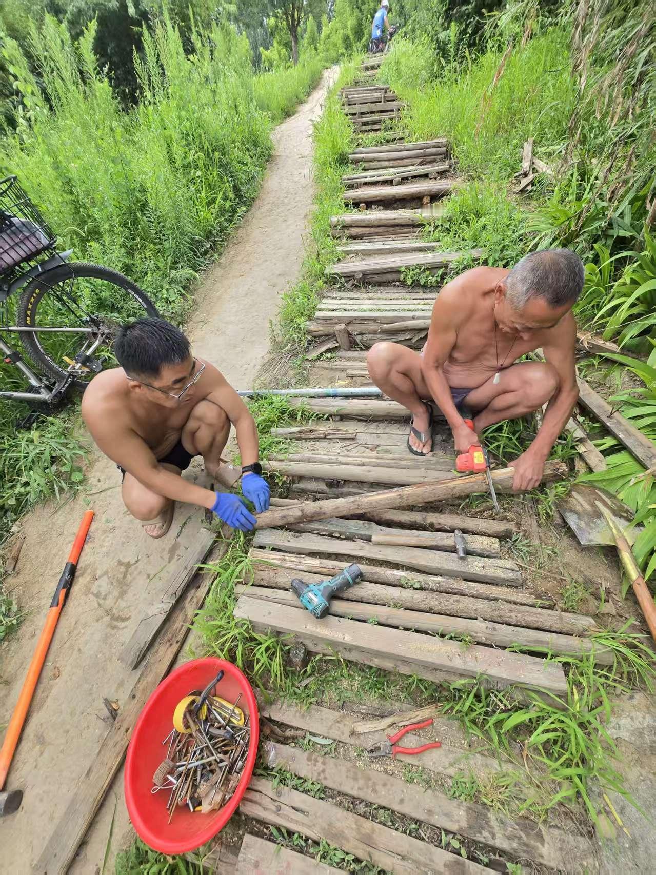 努力的样子特别美，劳动的状态惹人醉！
