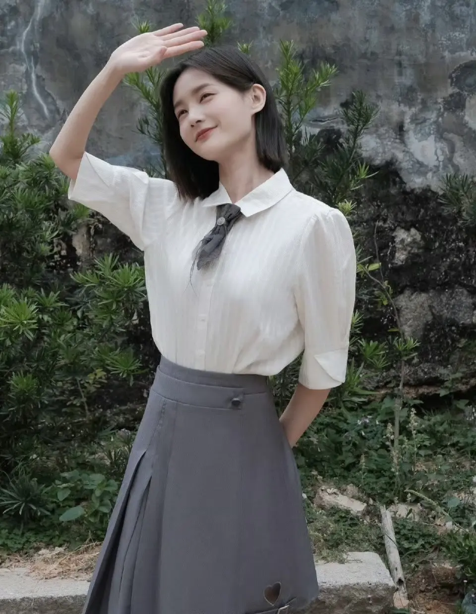 李一桐。