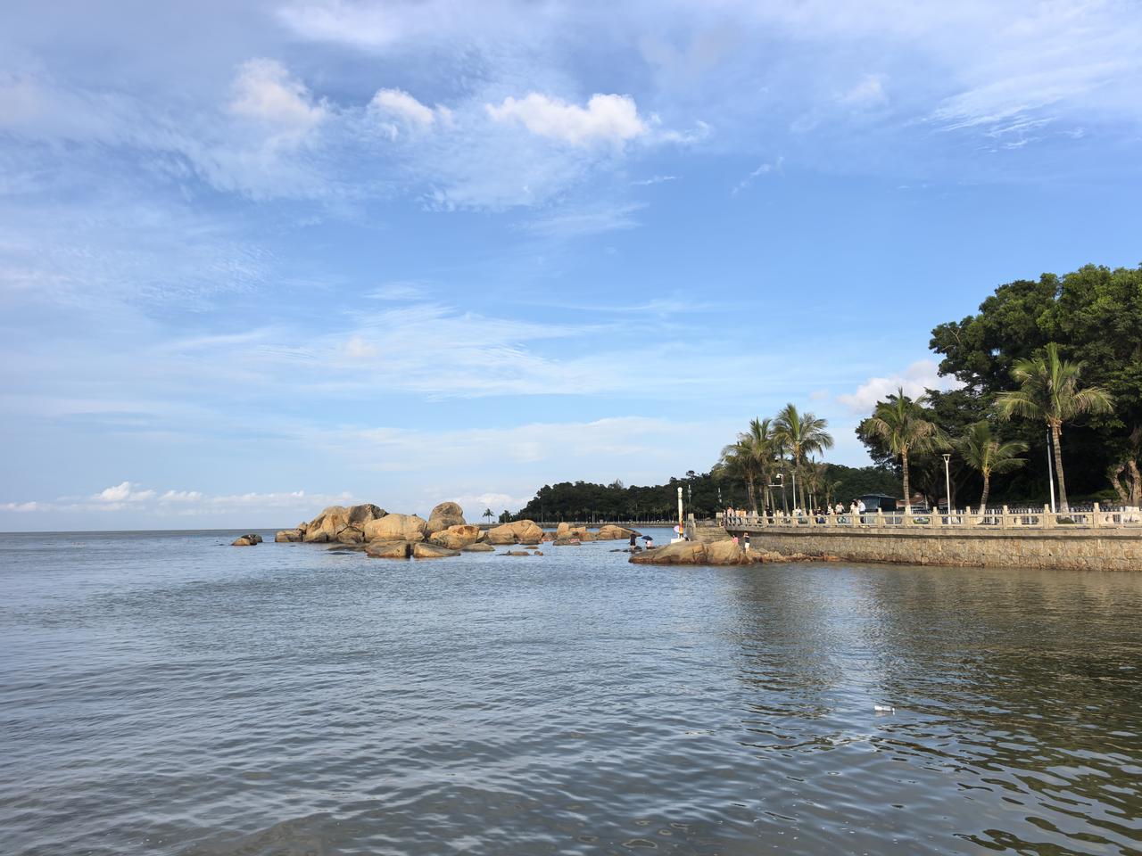 天天写没人看，到底图个啥？
很多人持续输出一段时间后，会开始怀疑：天天写东西、拍