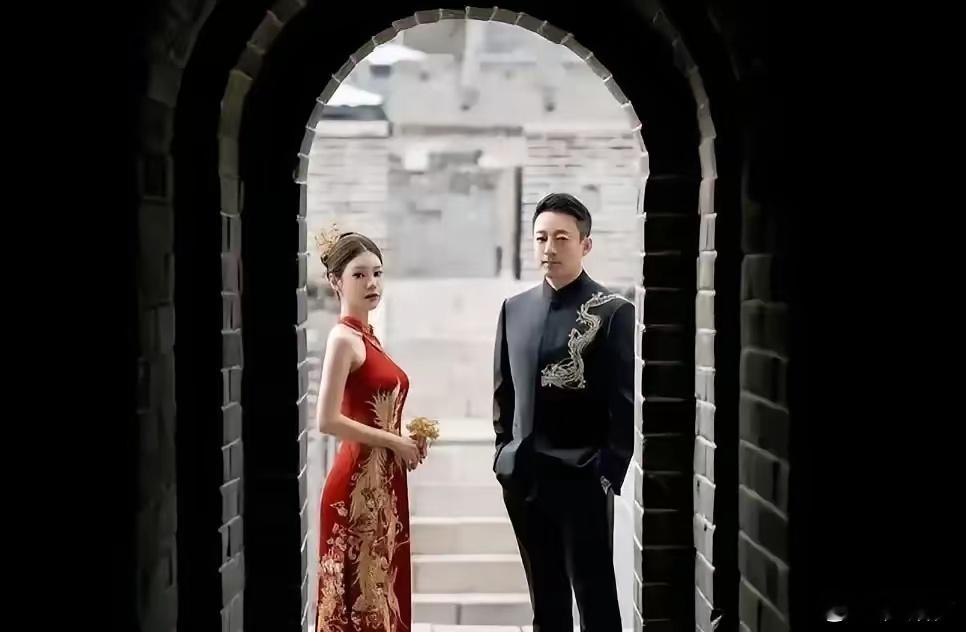 马筱梅昨日大婚火爆全网。她能属于哪个圈层?因何出名?马筱梅与汪小菲的婚礼备受关注