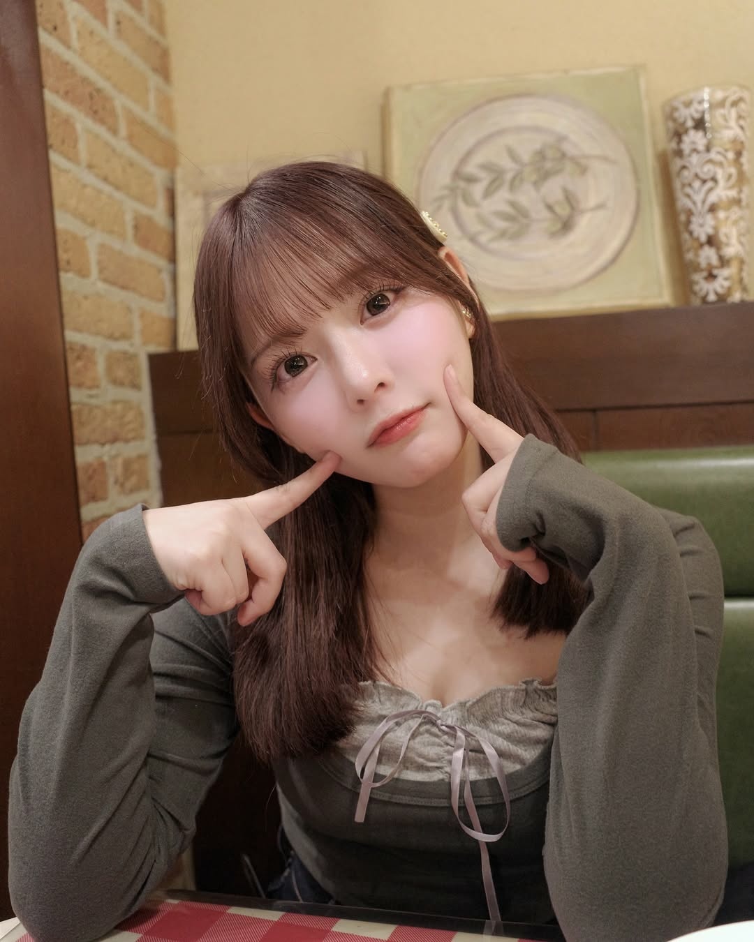 日娱新闻  齐藤渚  齐藤渚2月14日ins。💗HappyValentine?