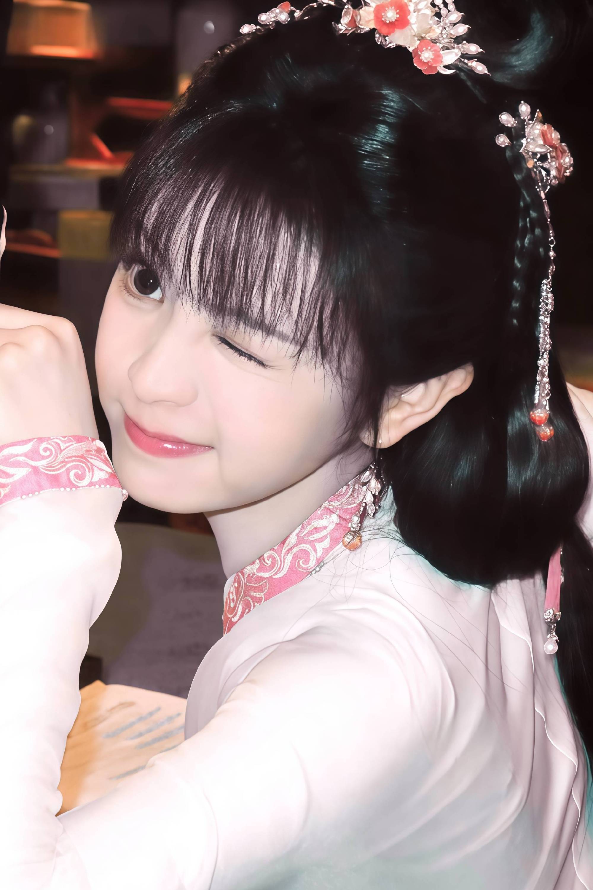 细微…好像草莓大福 