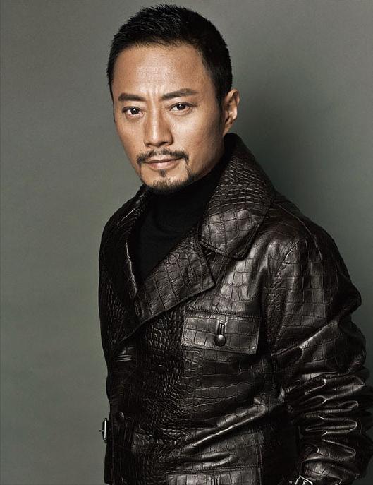 演员，张涵予说，毕业之后，冯小刚请我拍电影，在没完没了里扮演一个小角色，我很犹豫