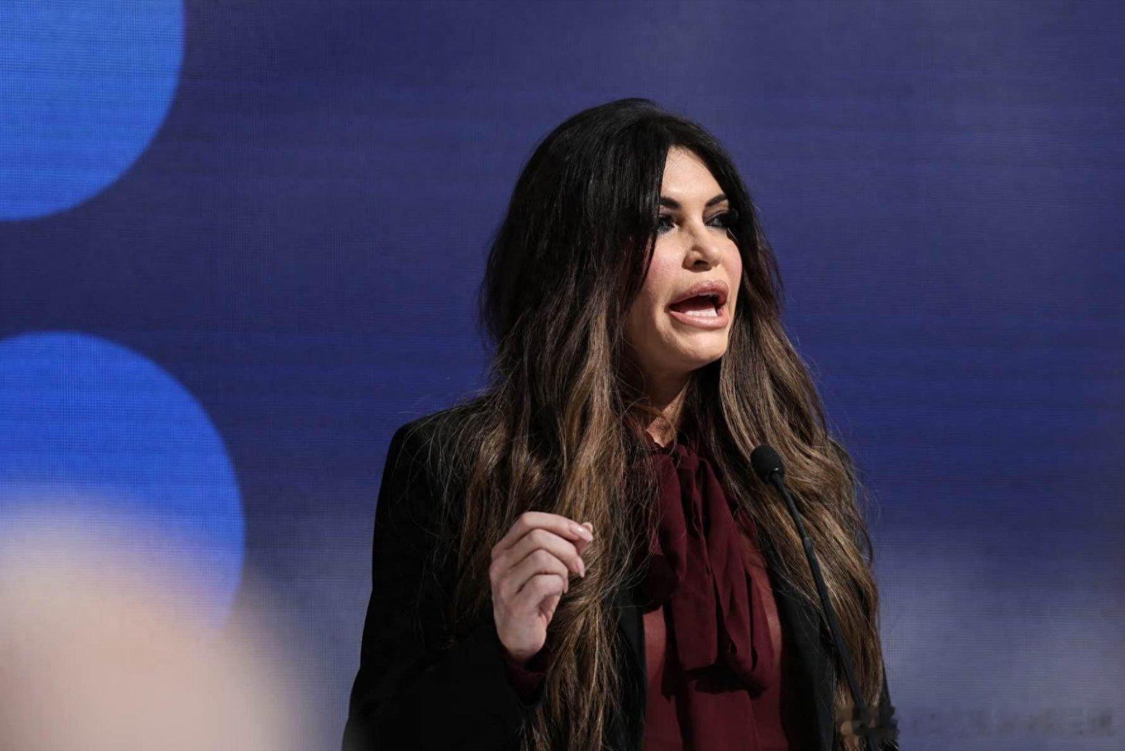 分享网易新闻《美大使通知中方，交出港口，否则后果自负，中国对美大豆采购停滞》  