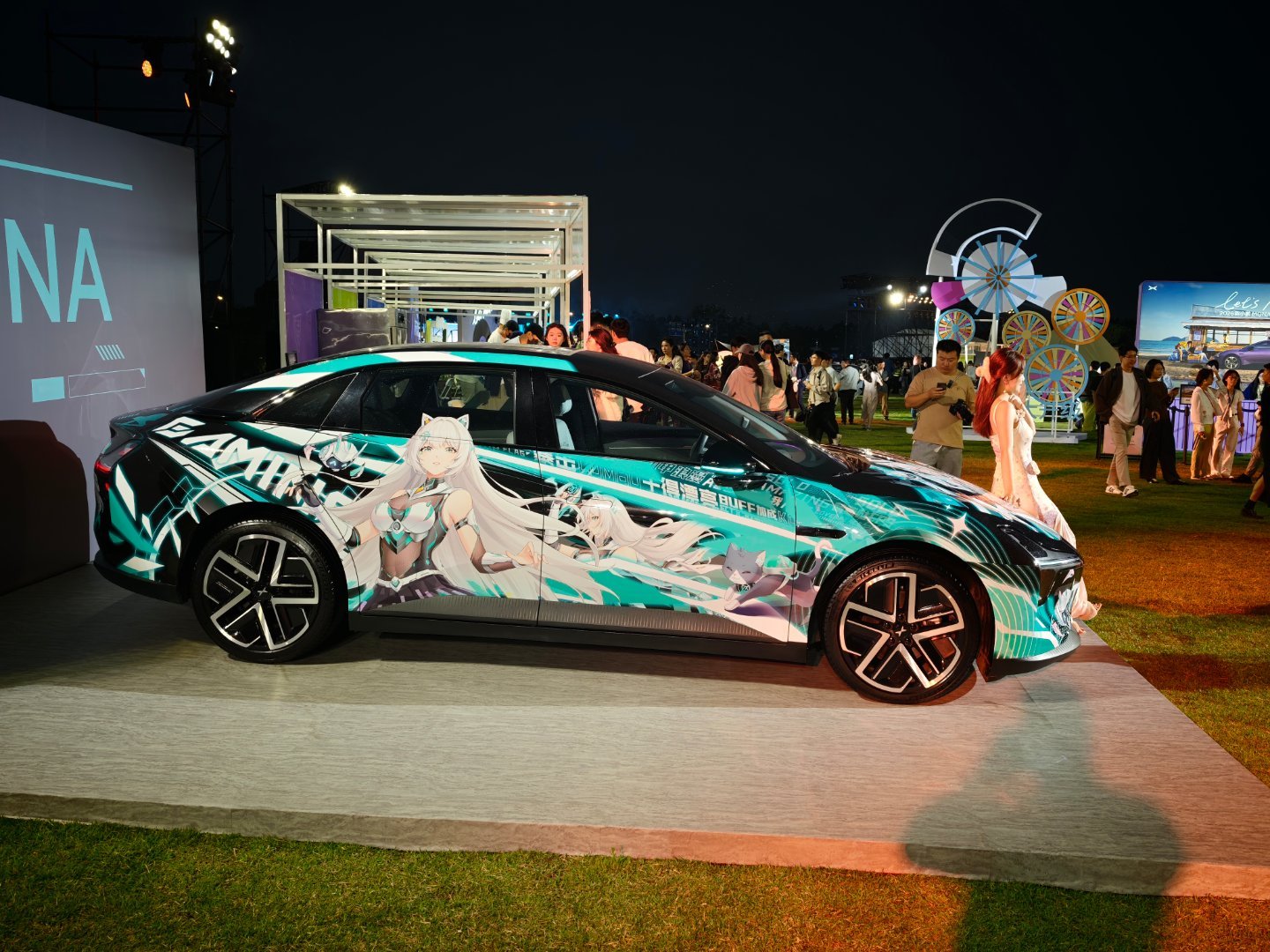 哟，这不天选姬嘛 小鹏mona m03