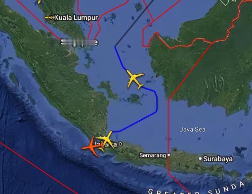 大战可能马上开始了，雷达显示，印太地区有三架空中加油机从日本起飞，它们避开了所有