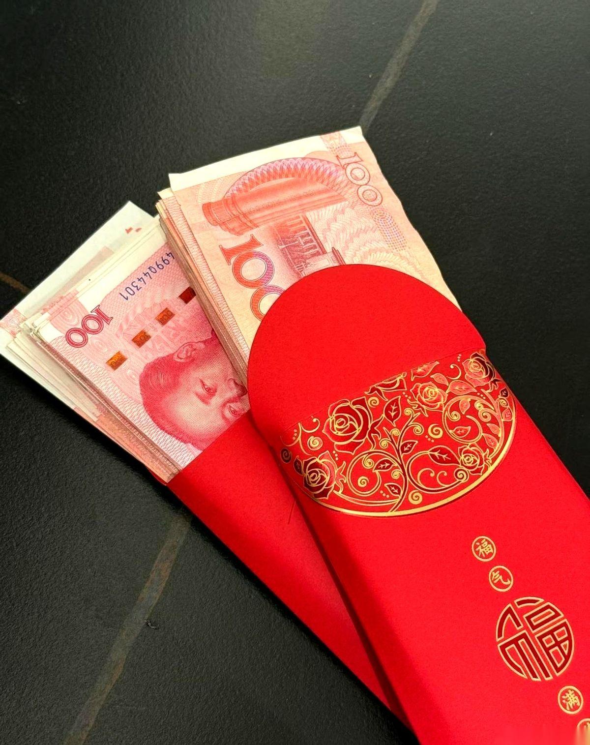 我算是碰到高手了。
去年我儿子结婚，哥们儿随了一千。
今年，他大闺女结婚……他家
