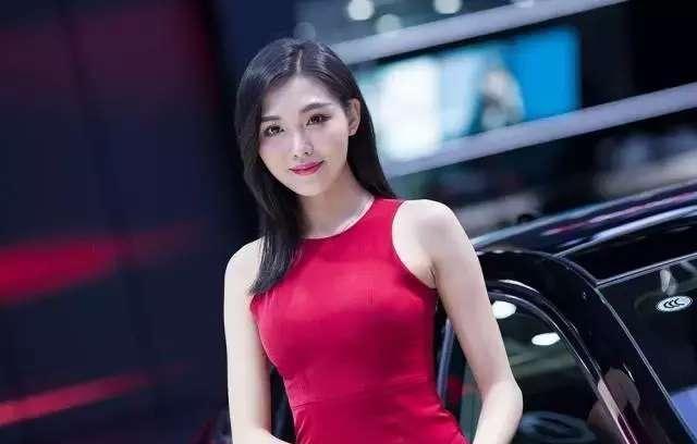 这次道歉其实戳中了服务行业的一个痛点——表面功夫易做，实际改进难。对普通人来说，
