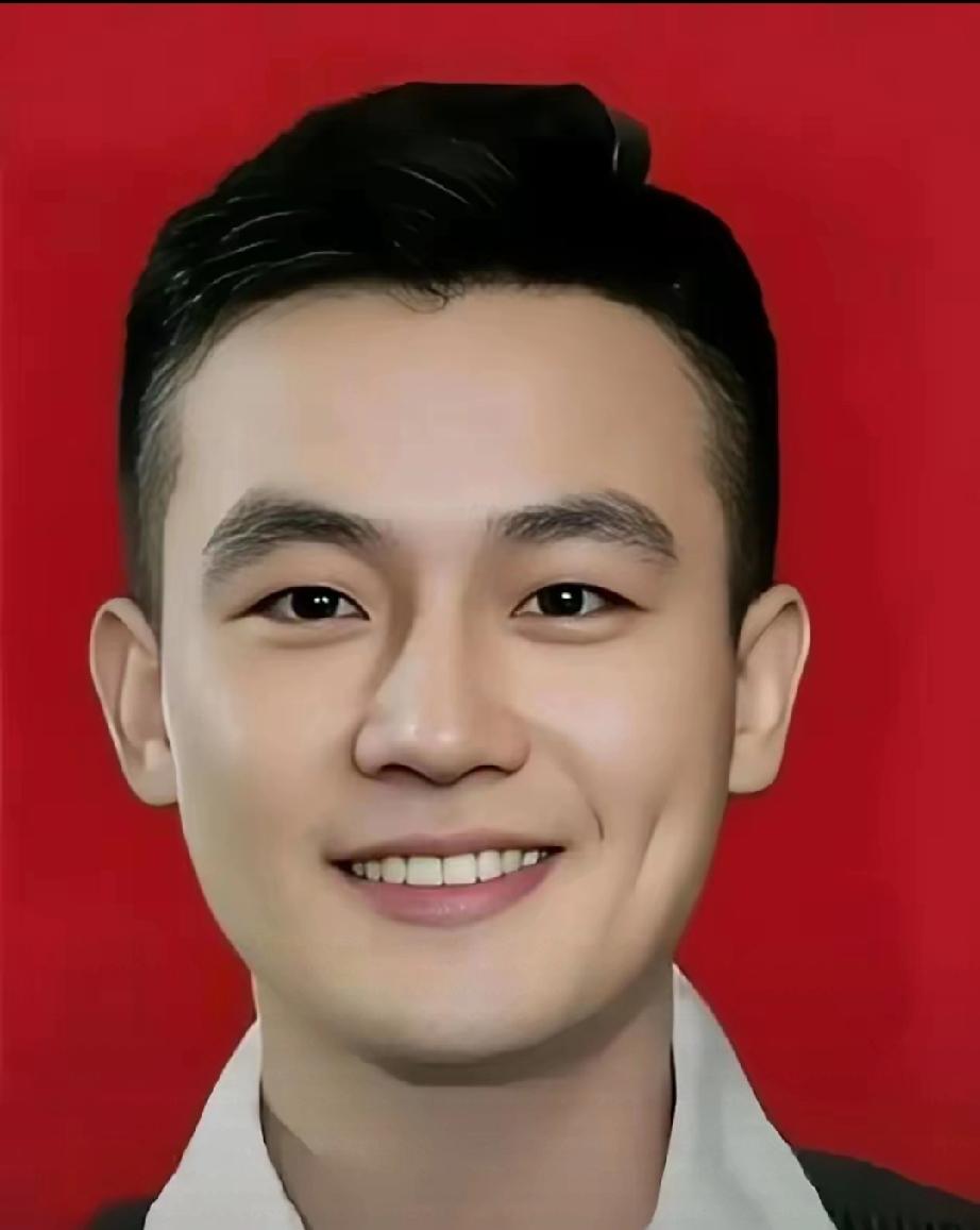 欧豪的经历引人深思：学历固然重要，持续学习才是硬底气
 
欧豪的成长经历，让不少