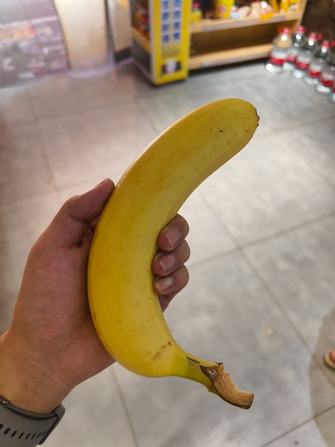 几乎每天都要买香蕉，但每次只买一根 西安