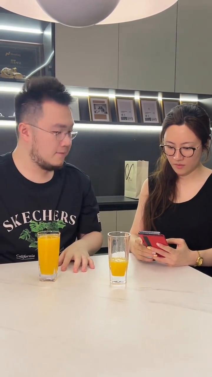 哈哈哈哈。