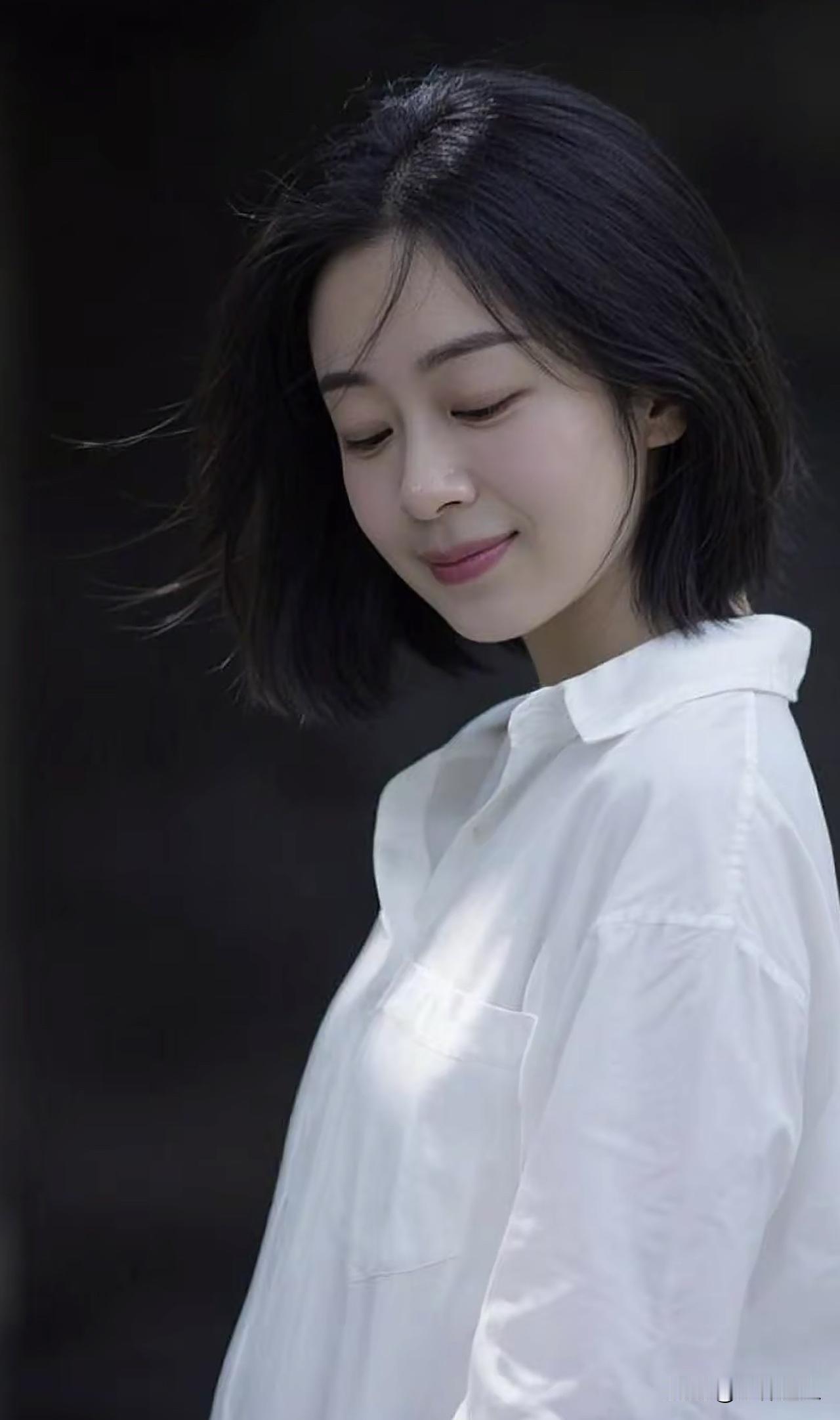 为什么越来越多的人，不爱生活，不爱这个世界了。

难道这个世界缺乏美好与温情？还