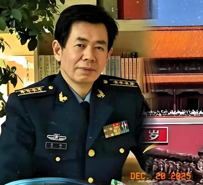 航母下水、导弹列装，大家都喊着“谁也不敢惹咱们”，但戴旭大校这盆冷水，泼得太及时