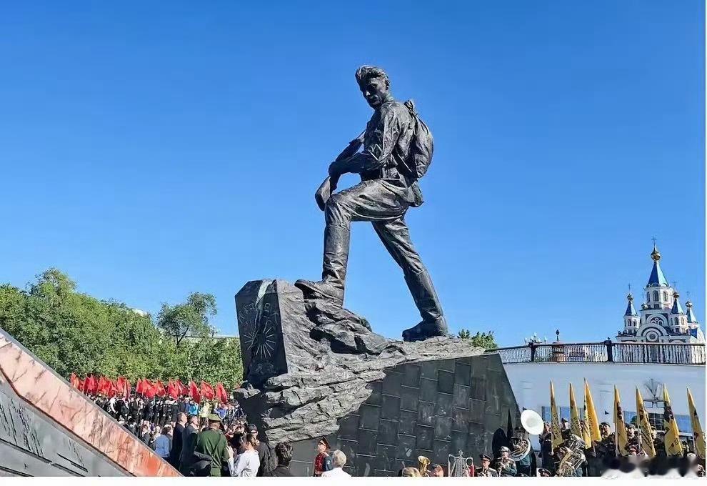 高市早苗抗议俄罗斯对日战胜纪念碑为什么作为侵略者和战败国的日本人可以叫的这么大声