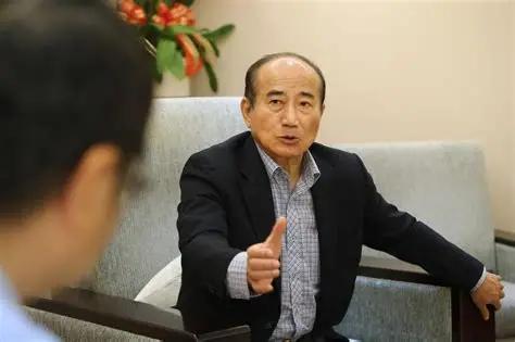 谁都没料到，捅破两岸这层窗户纸的，居然是 85 岁的王金平。

7 月 3 日凌