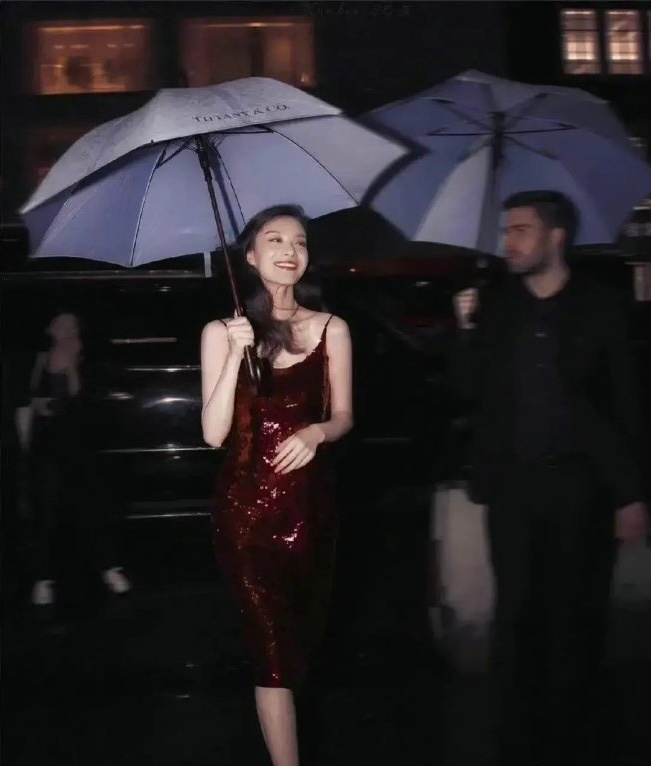 倪妮的这张封神图，原图竟然是这样的 ​​​