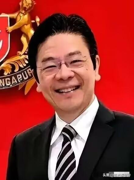 菲律宾干了件全世界没一个国家干过的事。他们直接宣布，国家进入紧急状态。不是因为战