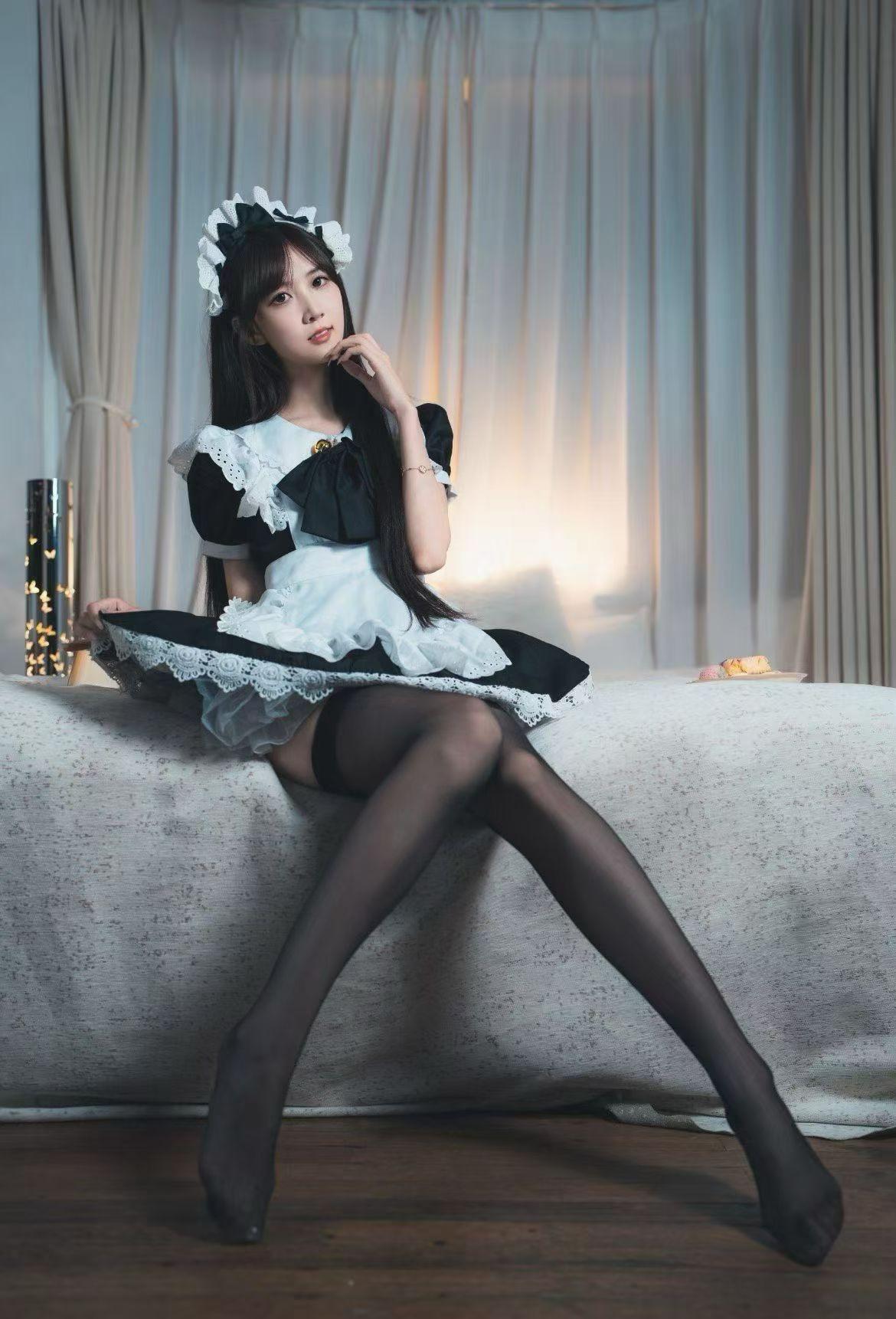 黑丝大美女，有人喜欢吗