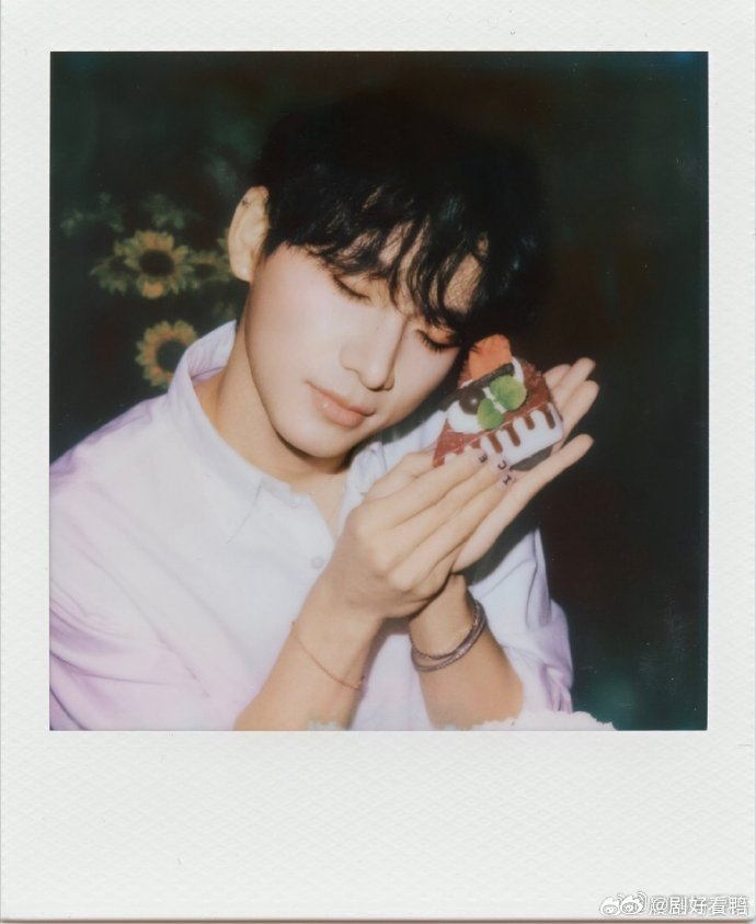 姚琛西藏雪山直播遇到雪崩 姚琛就是那个永远充满激情的少年！雪山直播遭遇雪崩，这惊