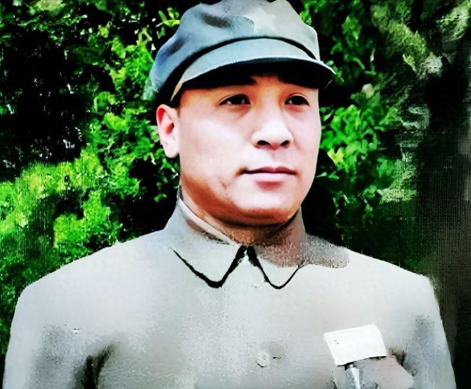 刘亚楼下去带兵后，为什么四野的两位副参谋长仍无法上位？罗政委当时也只能无奈接受！