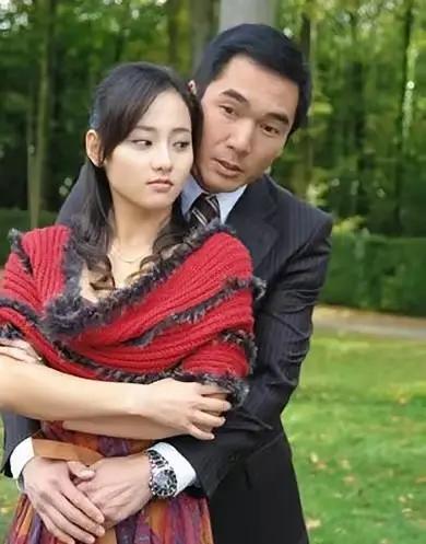 我承认方中信很帅
但是我就是觉的这个版本真不好看
要论《一帘幽梦》
还得是刘德凯