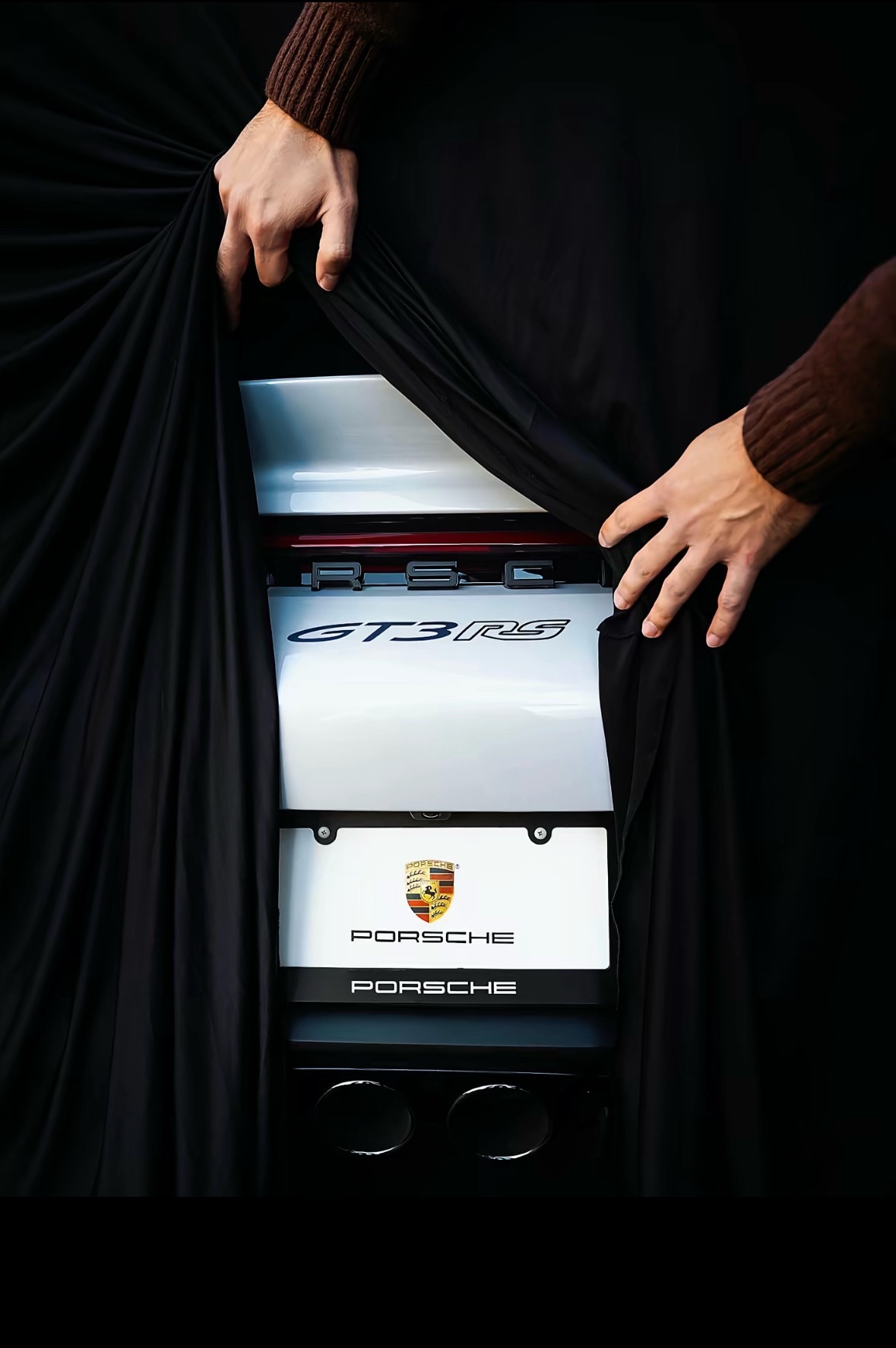 不是非得要吹洋品牌，很多想冲高端的国产品牌，真需要好好学学这种高级感 