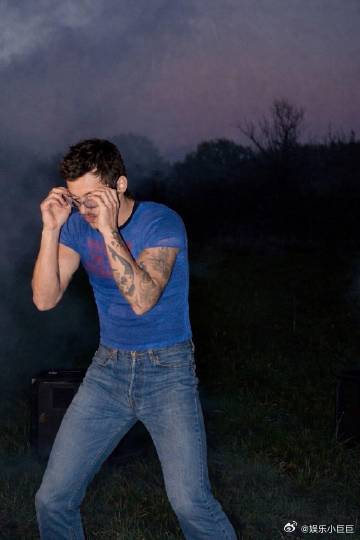 HarryStyles新专辑封神 哇塞！哈卷新专辑《Kiss All The T